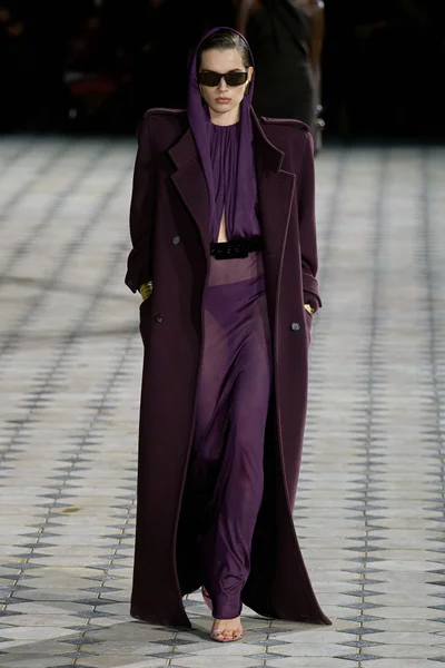 Look 9